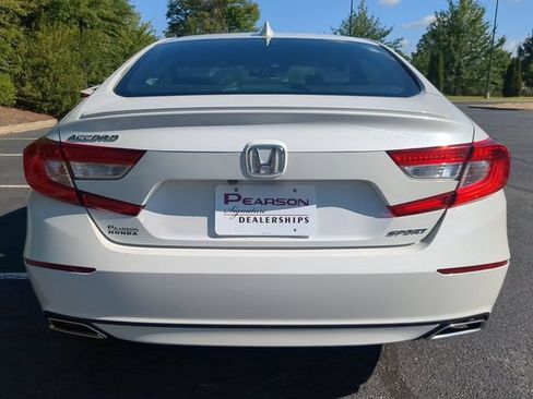Used 2019 Honda Accord Sport image 5