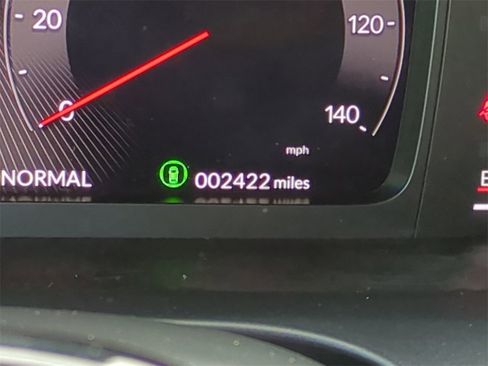 Certified 2025 Acura ADX A-Spec image 27