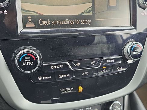 Used 2019 Nissan Murano SL w/ SL Technology Package image 19