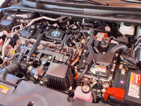 Certified 2024 Toyota Corolla LE FWD image 8