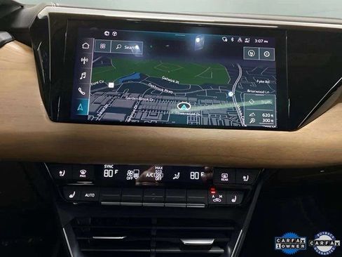 Used 2022 Audi e-tron GT Premium Plus image 36