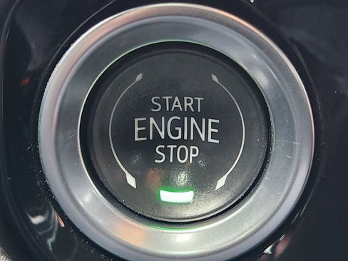 Used 2025 GMC Sierra 1500 Elevation image 20