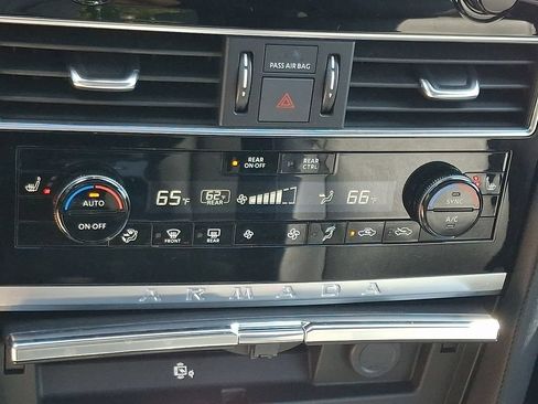 Certified 2023 Nissan Armada SL w/ Midnight Edition Package AWD/4WD image 19