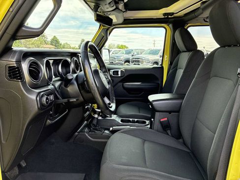 Used 2022 Jeep Wrangler Unlimited Sport AWD/4WD image 13