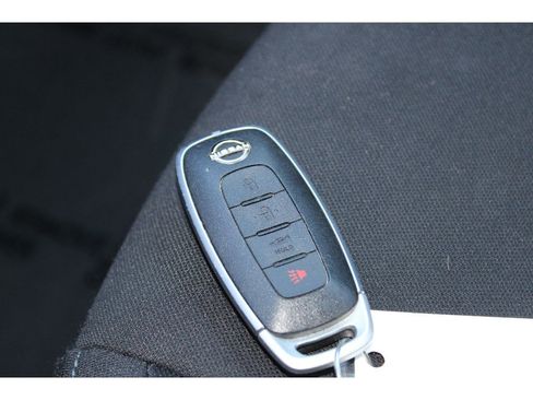 Used 2024 Nissan Sentra SV image 29