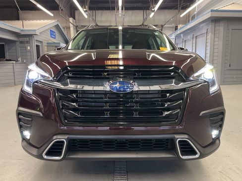 Used 2024 Subaru Ascent Touring image 2