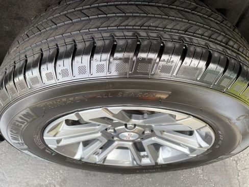 Used 2026 GMC Terrain Elevation image 26