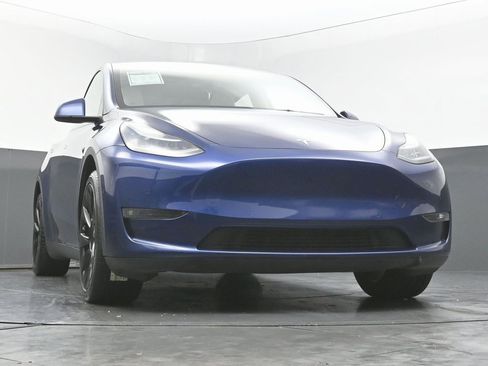 Used 2021 Tesla Model Y Long Range image 46