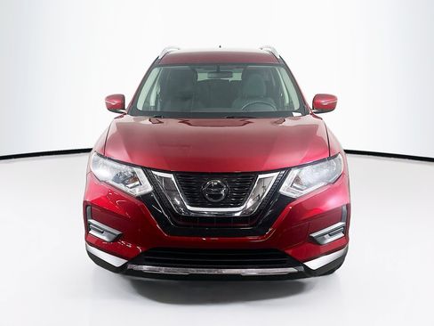 Used 2018 Nissan Rogue SV FWD image 2