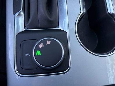 Used 2024 Chevrolet Blazer LT w/ Convenience Package image 22