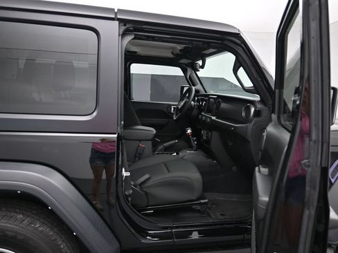 Used 2023 Jeep Wrangler Sport AWD/4WD image 26