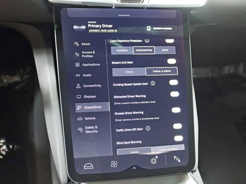 Used 2025 Lucid Air Pure image 27