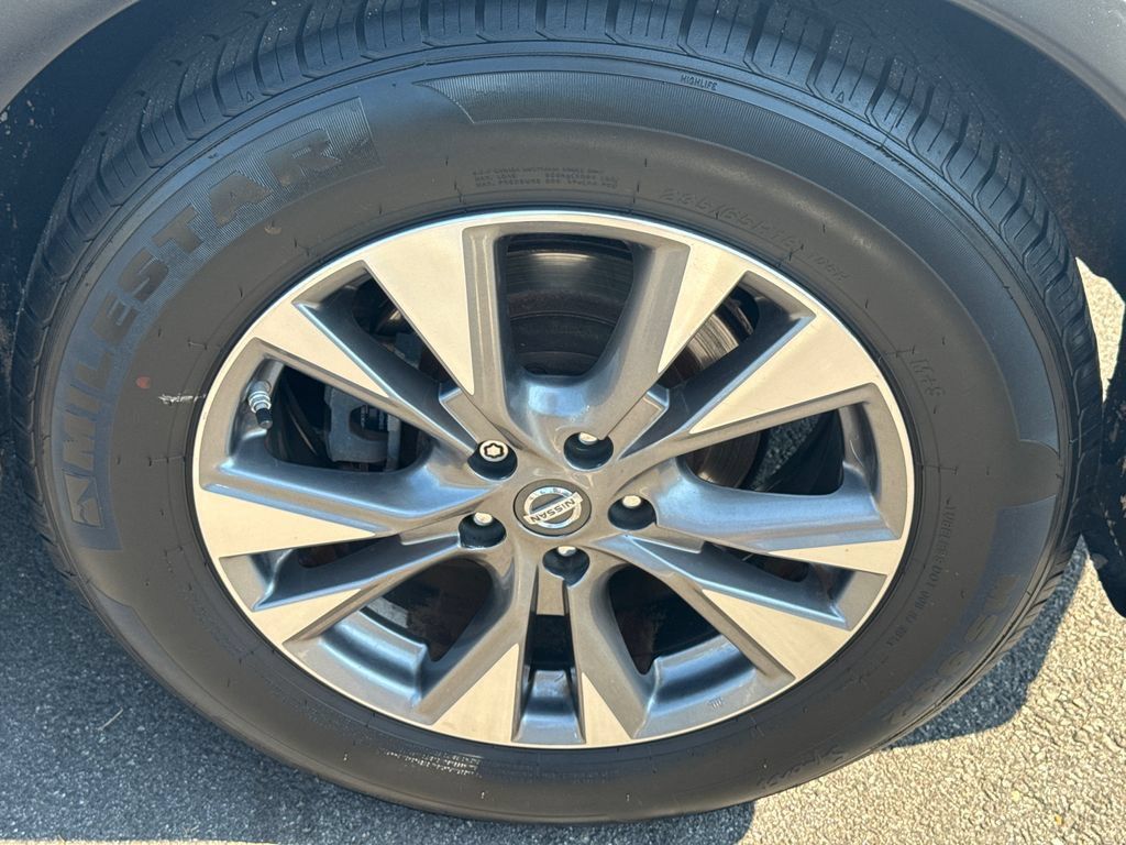 Used 2016 Nissan Murano SL w/ SL Technology Package FWD image 20