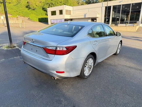 Used 2015 Lexus ES 350 w/ Premium Package FWD image 9