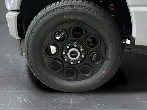 New 2026 Ford F250 XLT w/ XLT Premium Package image 38