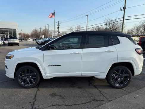 New 2025 Jeep Compass Limited w/ High Altitude Package image 12