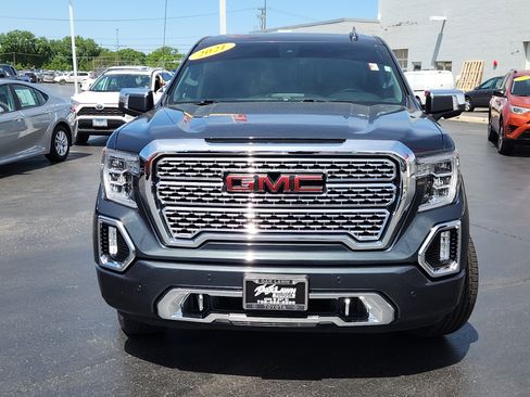Used 2021 GMC Sierra 1500 Denali w/ Driver Alert Package II AWD/4WD image 2