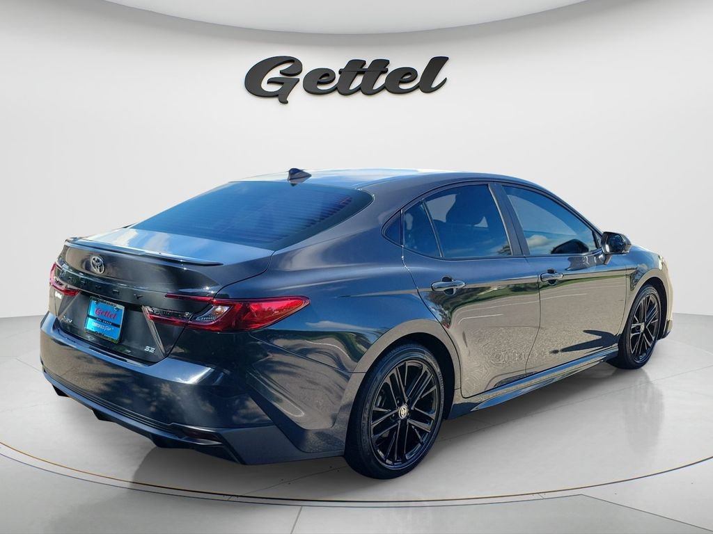 Certified 2025 Toyota Camry SE w/ Convenience Package FWD image 5