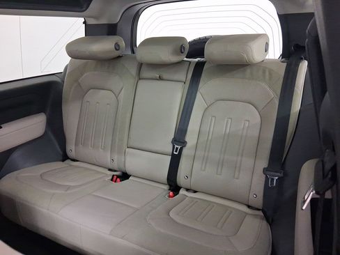 Used 2021 Land Rover Defender 90 S image 25