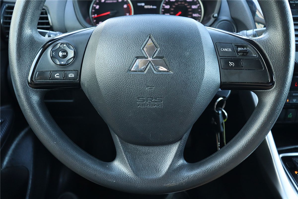 Used 2024 Mitsubishi Eclipse Cross ES AWD/4WD image 39