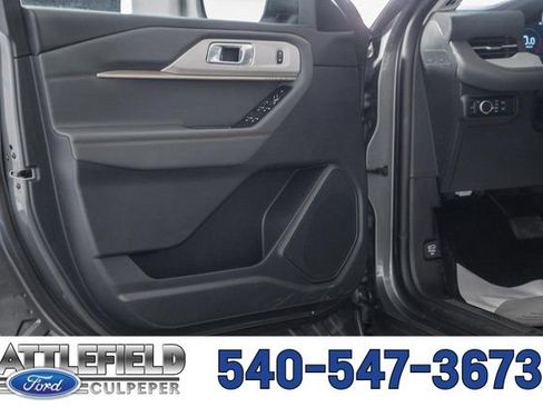 New 2026 Ford Explorer Active image 41