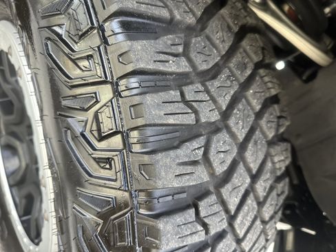 Used 2023 Ford Bronco Big Bend w/ Sasquatch Package image 8