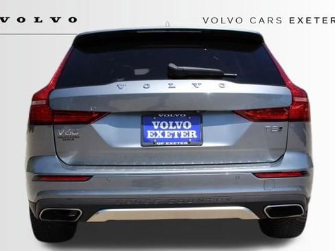 Used 2021 Volvo V60 T5 Cross Country w/ Lounge Package AWD/4WD image 8