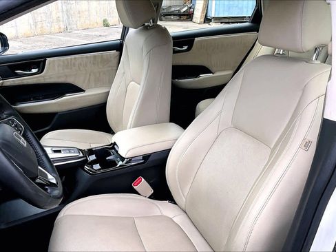 Used 2018 Honda Clarity Touring image 8