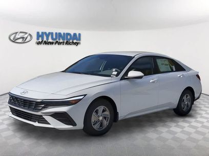 New 2026 Hyundai Elantra SE