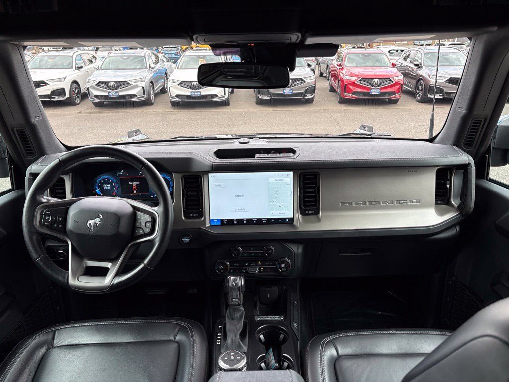 Used 2025 Ford Bronco Outer Banks AWD/4WD image 26