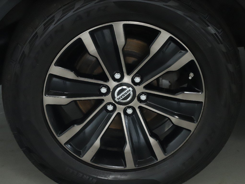Used 2019 Nissan Armada Platinum w/ Cargo Package AWD/4WD image 12