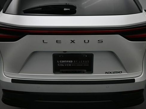 Certified 2025 Lexus NX 250 FWD w/ Premium Package image 10