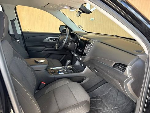 Used 2020 Chevrolet Traverse LS w/ LPO, Floor Liner Package AWD/4WD image 23