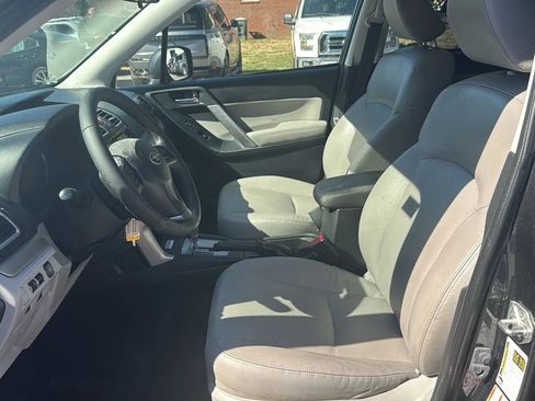 Used 2016 Subaru Forester 2.5i Limited image 10