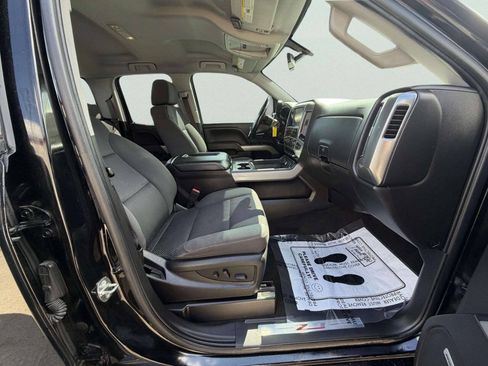 Used 2017 Chevrolet Silverado 1500 LT w/ Midnight Edition AWD/4WD image 29
