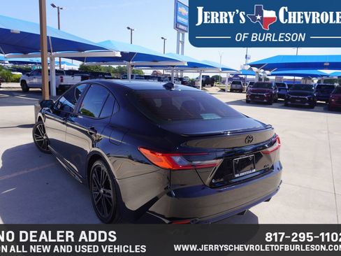 Used 2025 Toyota Camry XSE w/ Premium Package FWD image 4
