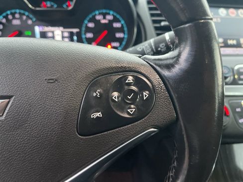 Used 2020 Chevrolet Impala LT image 19