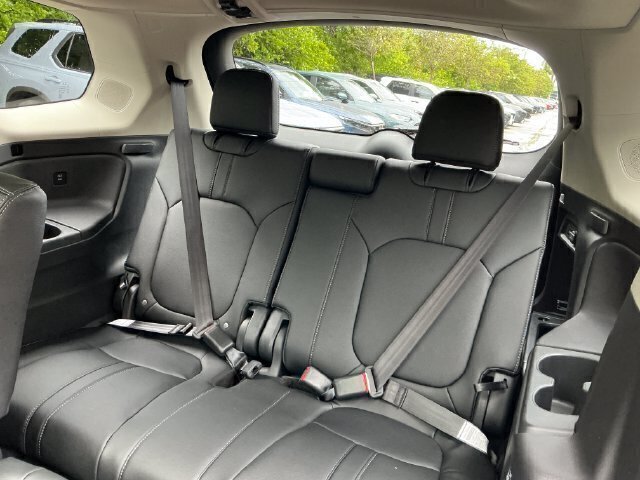 New 2026 Honda Pilot Touring image 13