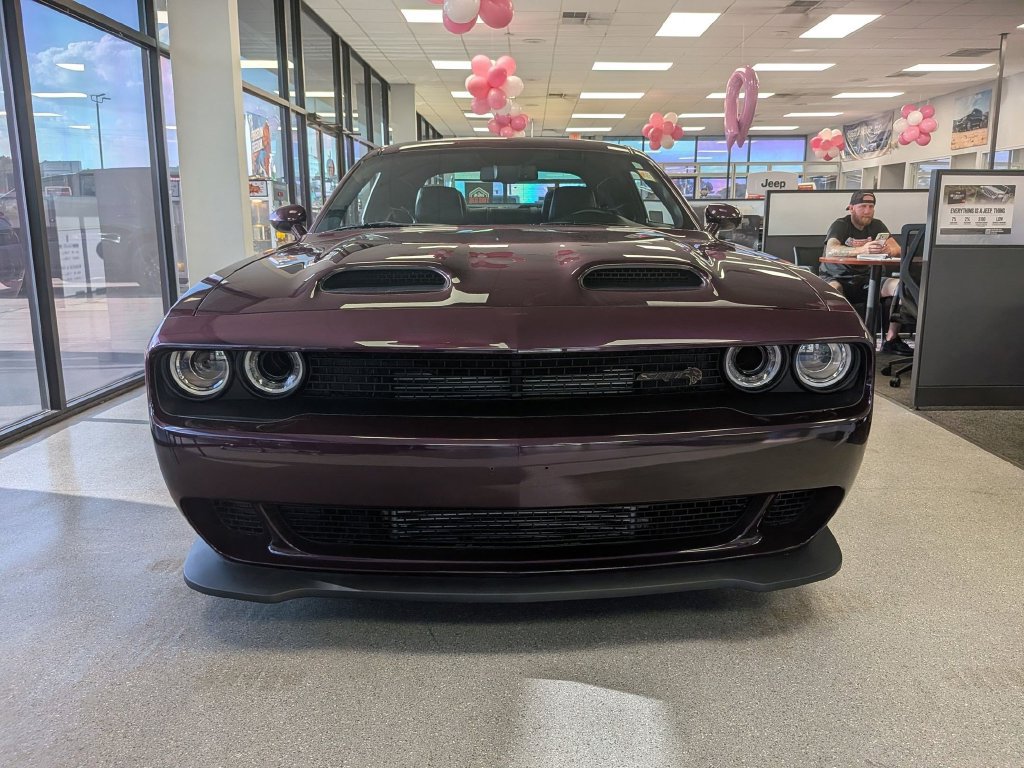 Used 2022 Dodge Challenger SRT Hellcat Redeye RWD image 7
