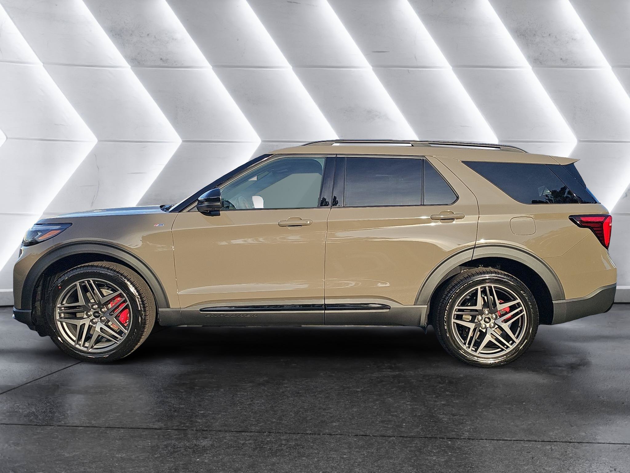 New 2027 Ford Explorer ST-Line w/ Premium Package RWD image 4