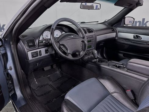 Used 2005 Ford Thunderbird RWD image 10