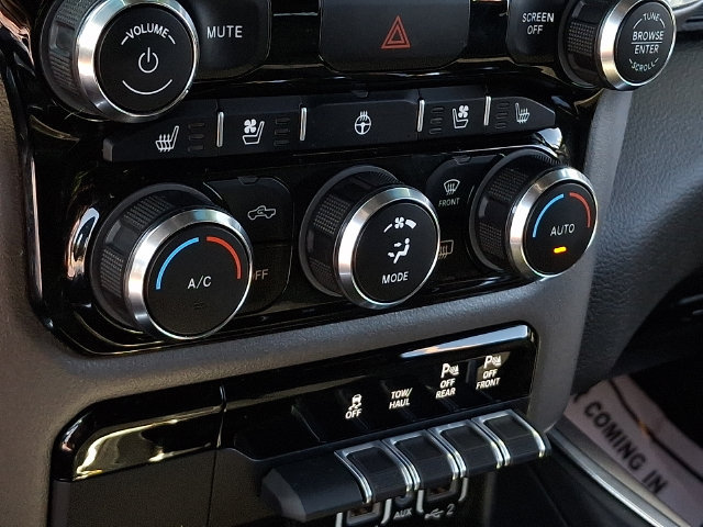 Used 2022 RAM 1500 Laramie RWD image 15