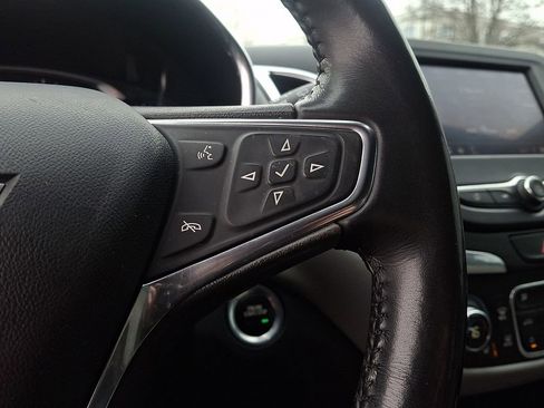 Used 2021 Chevrolet Equinox LT image 21