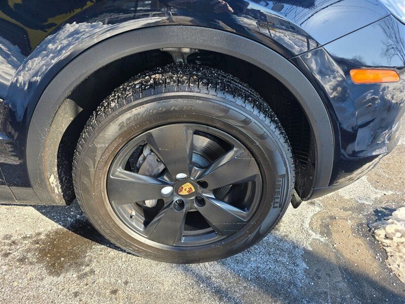 Used 2019 Porsche Cayenne AWD/4WD image 29