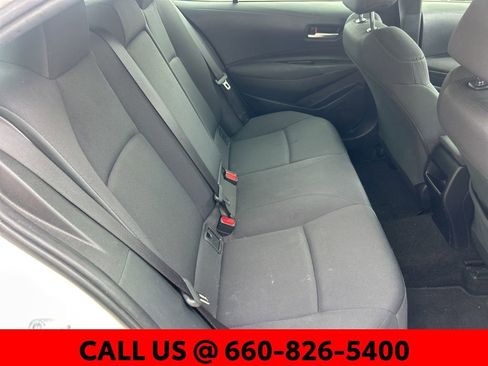 Used 2021 Toyota Corolla LE image 9