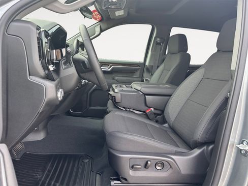 New 2026 GMC Sierra 1500 SLE w/ X31 Off-Road Package image 9