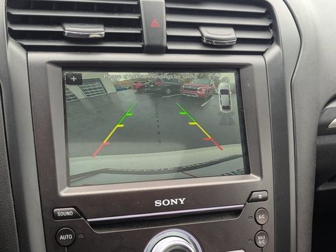 Used 2018 Ford Fusion Energi Titanium image 14