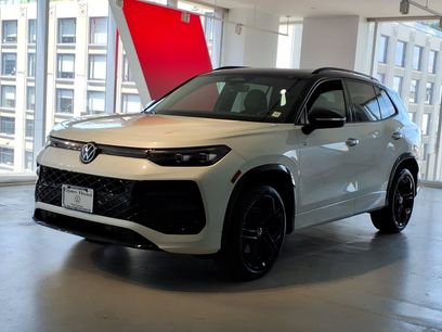 Used 2026 Volkswagen Tiguan SE R-Line