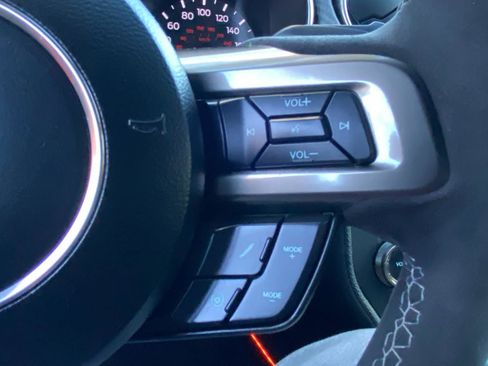 Used 2020 Ford Mustang Shelby GT350 w/ Technology Package image 14