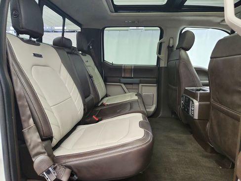 Used 2019 Ford F150 Limited image 34